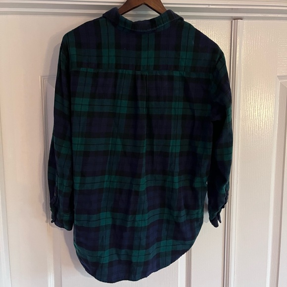 GAP green and black paid button down flannel (m) - Picture 2 of 4